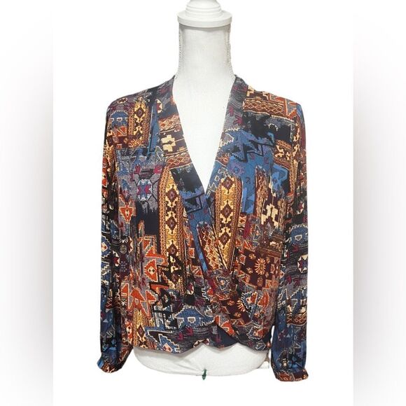 Veronica M faux wrap top size small - Picture 1 of 5